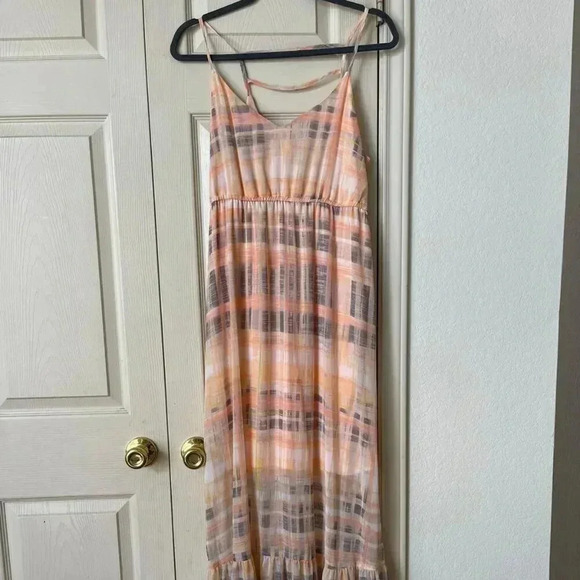 NWT Maurices Women's Maxi Dress Size L Pink Plaid Flowy Strapless - Picture 2 of 8